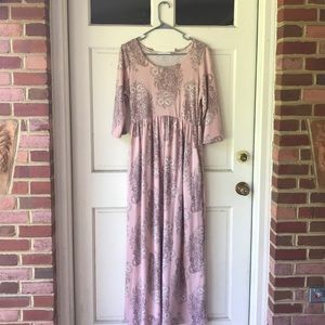 Chris and Carol maxi dress with pockets